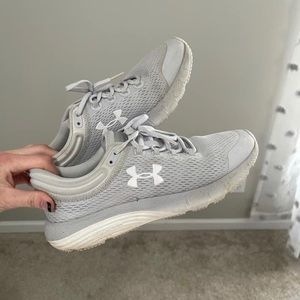 Women’s under armour grey tennis shoes